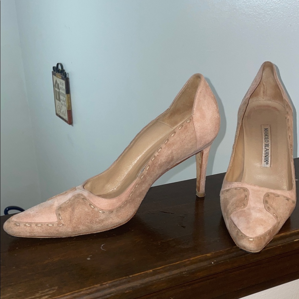 Manolo Blahnik Blush & Tan Suede Heels